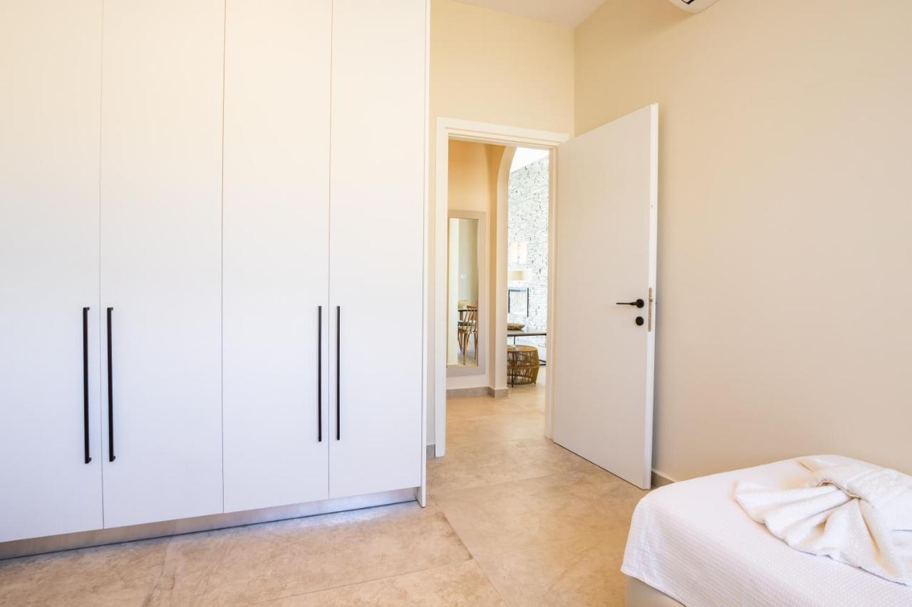 Euphoria Suites Lakki  Exterior photo